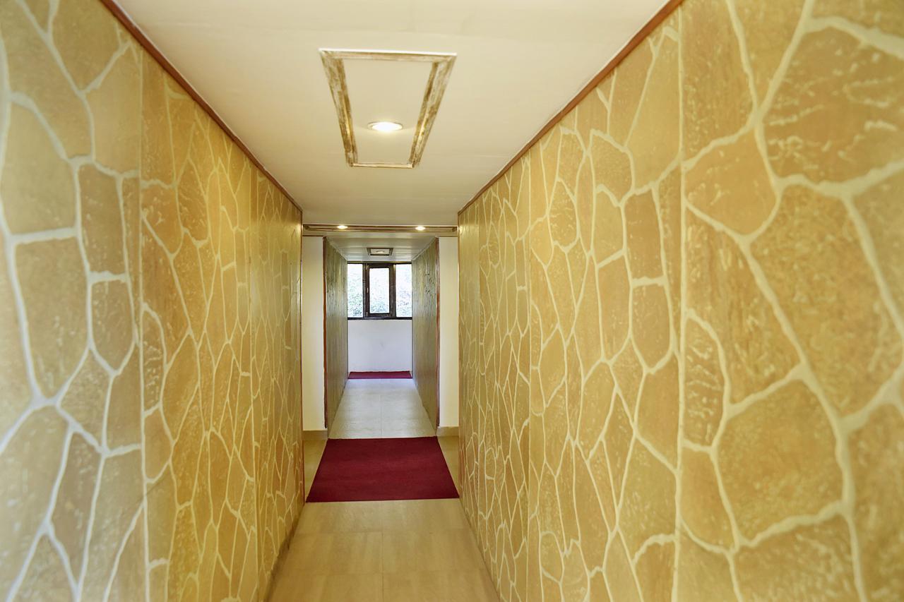 Oyo 8917 Hotel Crystal Palace Shimla Ngoại thất bức ảnh