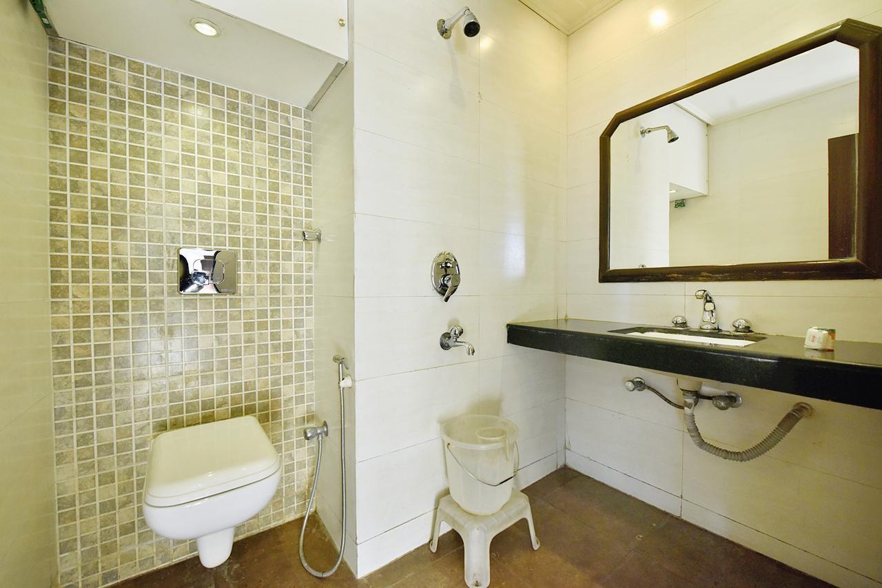 Oyo 8917 Hotel Crystal Palace Shimla Ngoại thất bức ảnh