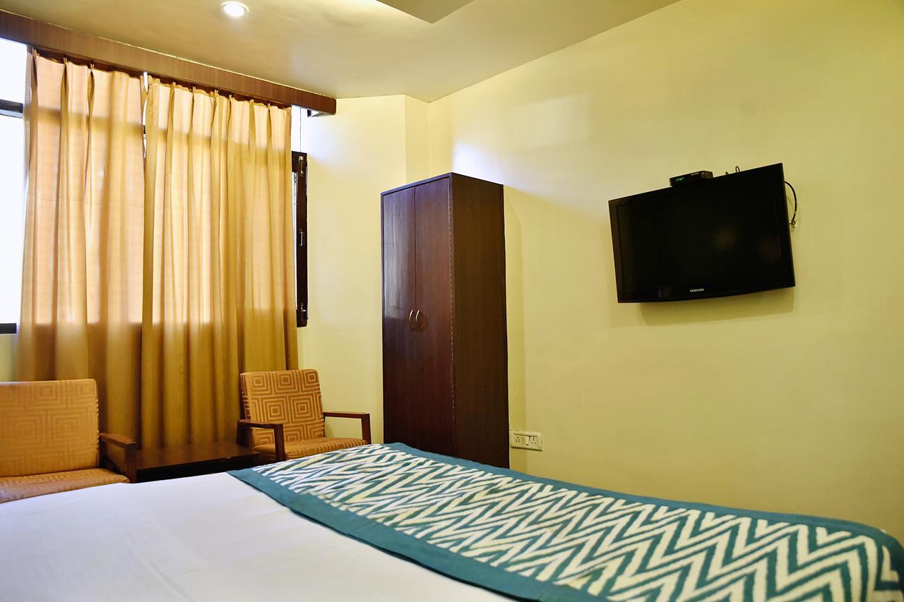 Oyo 8917 Hotel Crystal Palace Shimla Ngoại thất bức ảnh